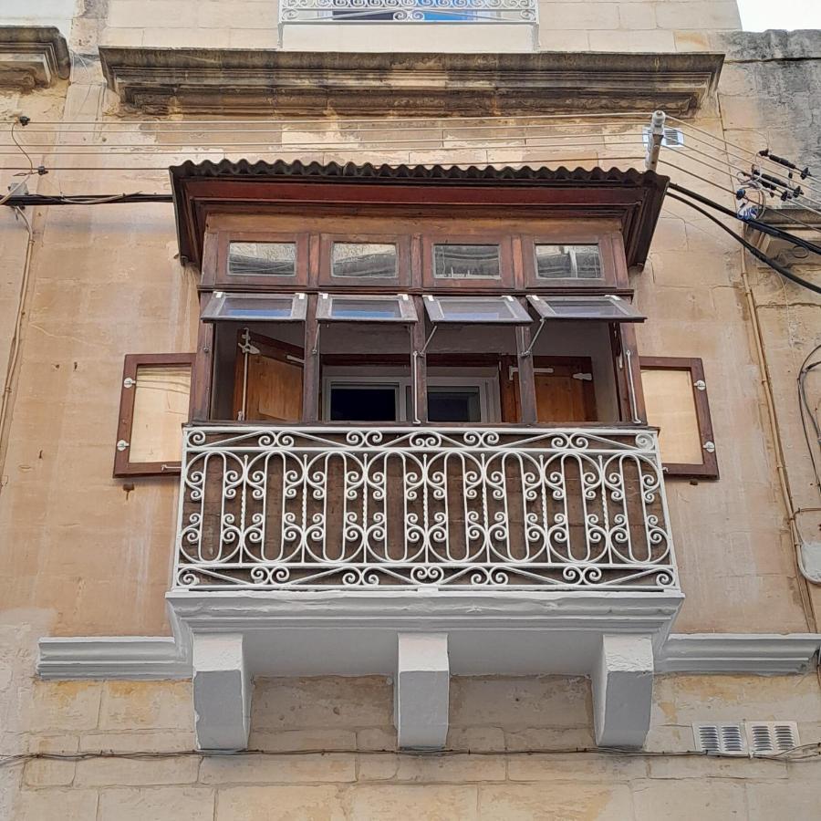 Limestone Sun Sliema Bagian luar foto