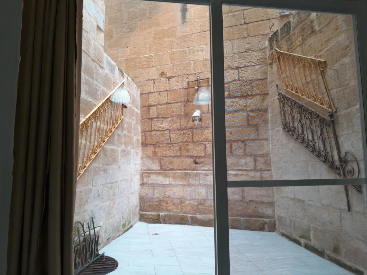 Limestone Sun Sliema Bagian luar foto