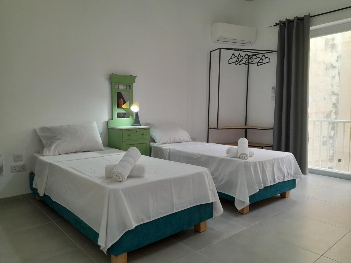 Limestone Sun Sliema Bagian luar foto